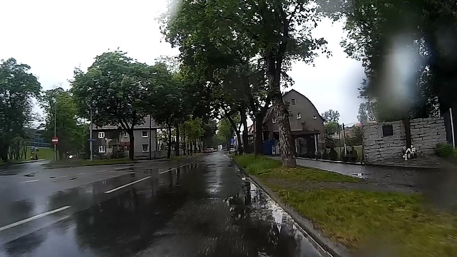 Znowu leje