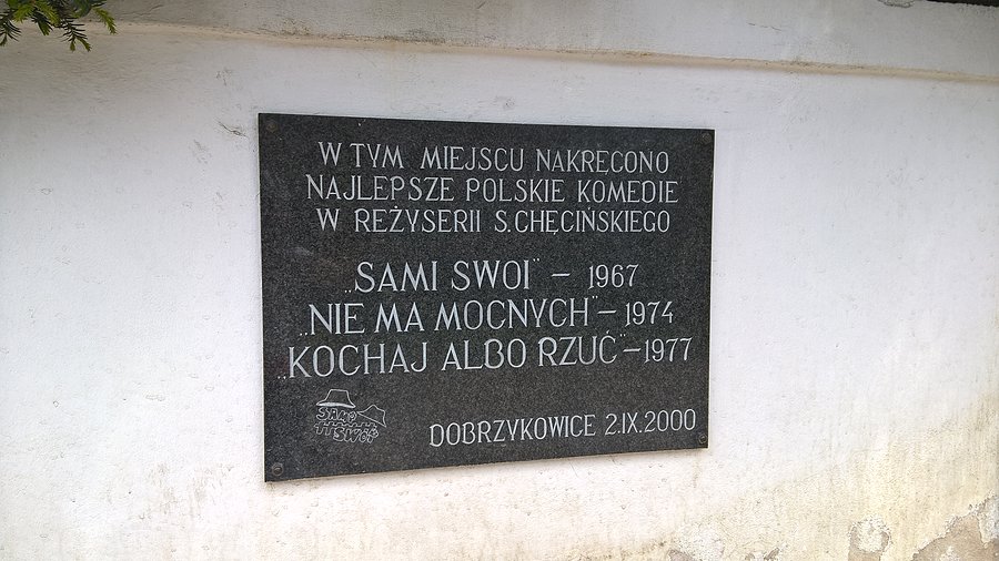 Tablica upamiętniająca