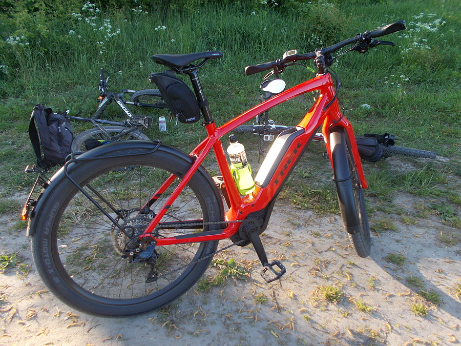 Elektryczny Trek
