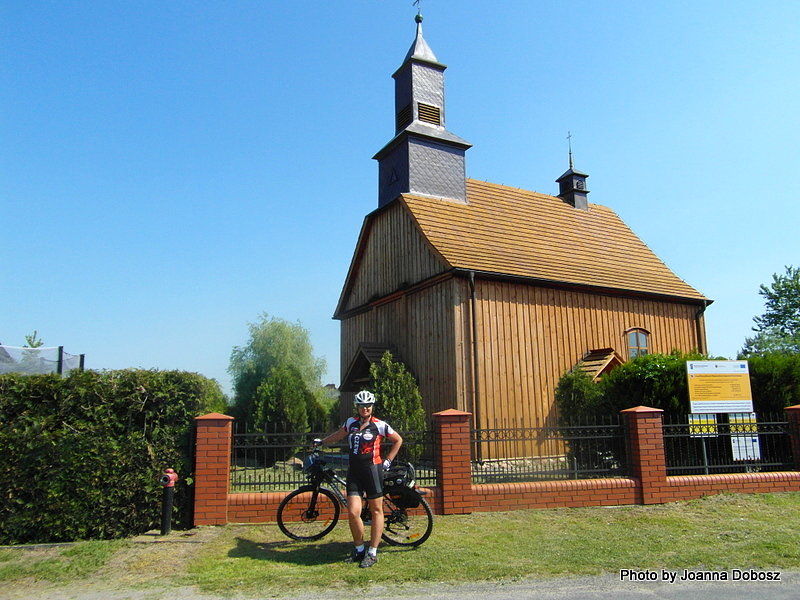 Kościół drewniany z 1771 roku w Czamaninku