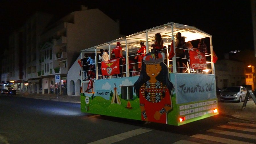 Kibice klubu SL Benfica świętują tytuł mistrza Portugalii