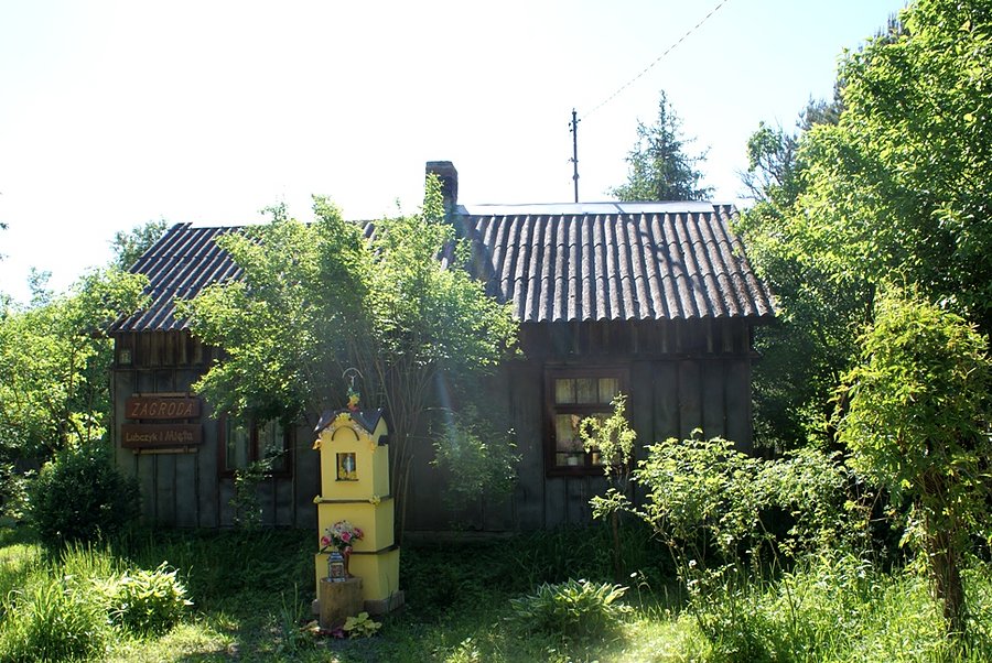 Zagroda Lubczyk i Mięta w Walentynowie