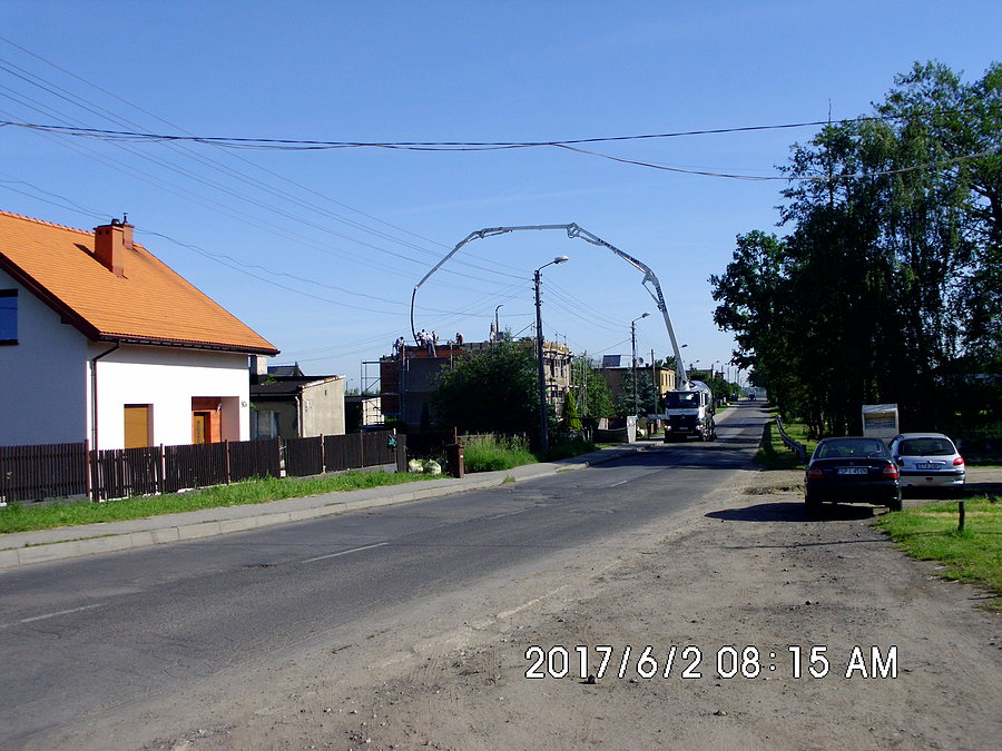 pompują beton