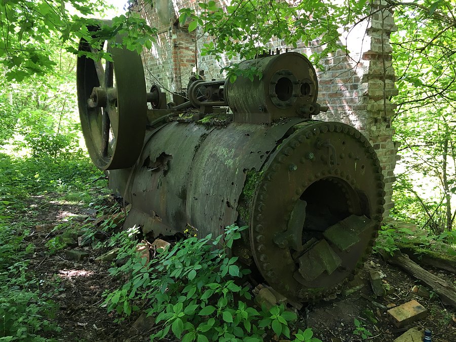 Ruks-Młyn - ruiny starego młyna
