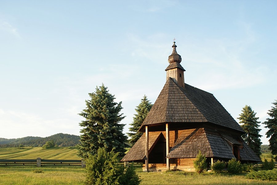 Maniowy - drewniana kaplica