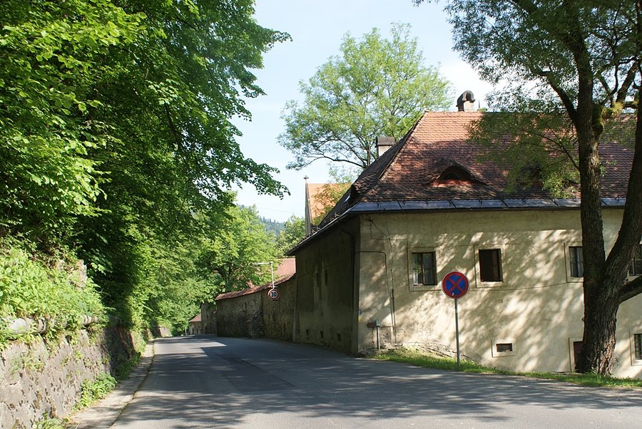 Czerwony Klasztor od zewnątrz