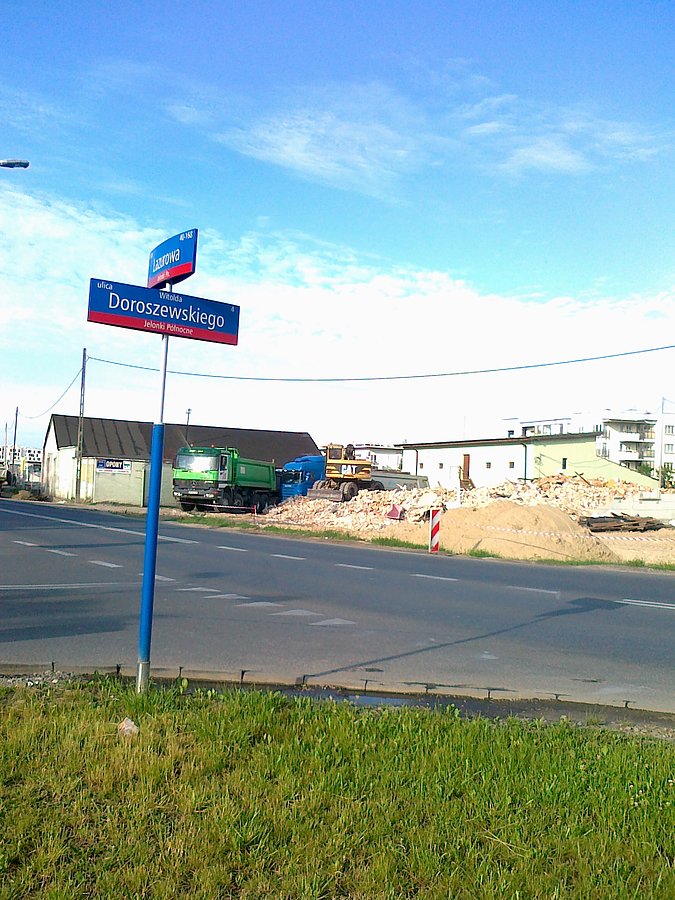 Rozbiórka budynku pod budowę brakującego pasma Lazurowej
