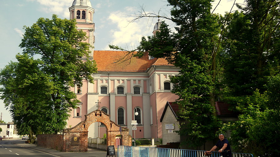 Kościół w Sierakowie