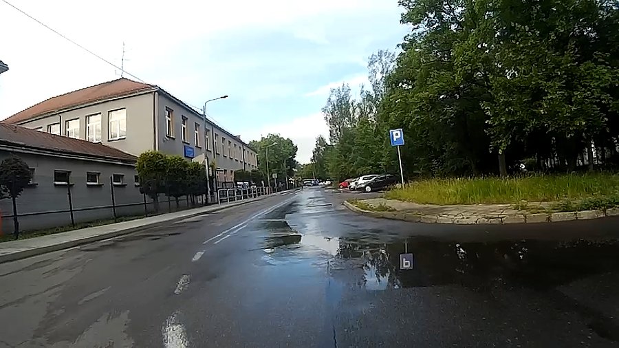 Mokry poranek.... dobrze, że już nie pada