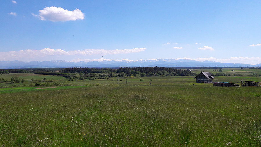 Przedostatni rzut oka na Tatry - z podjazdu na przełęcz będzie je jeszcze widać