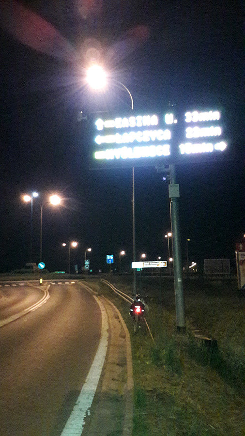 Na rondzie w Dobczycach