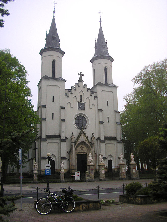 Kościół w Szczurowej