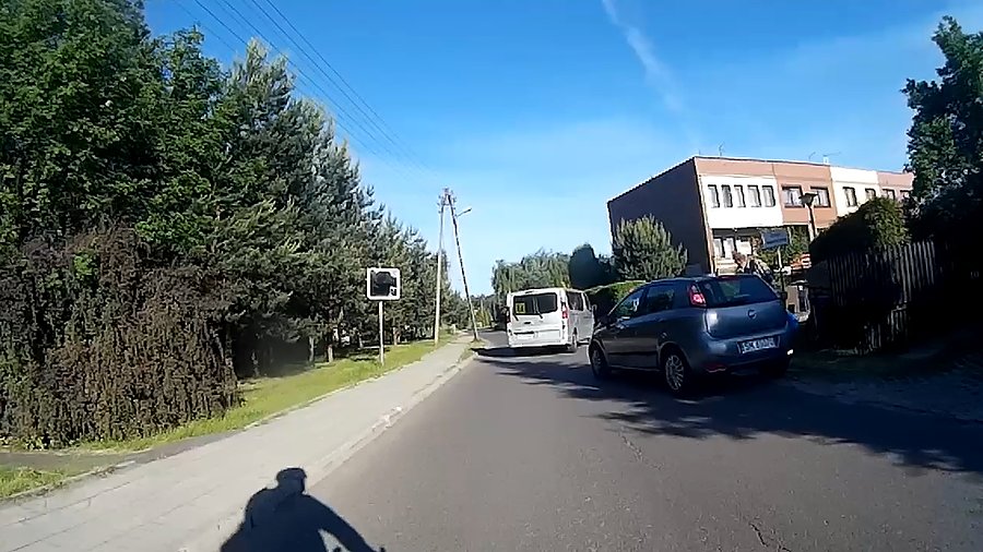 Ten pierwszy to mistrz parkowania