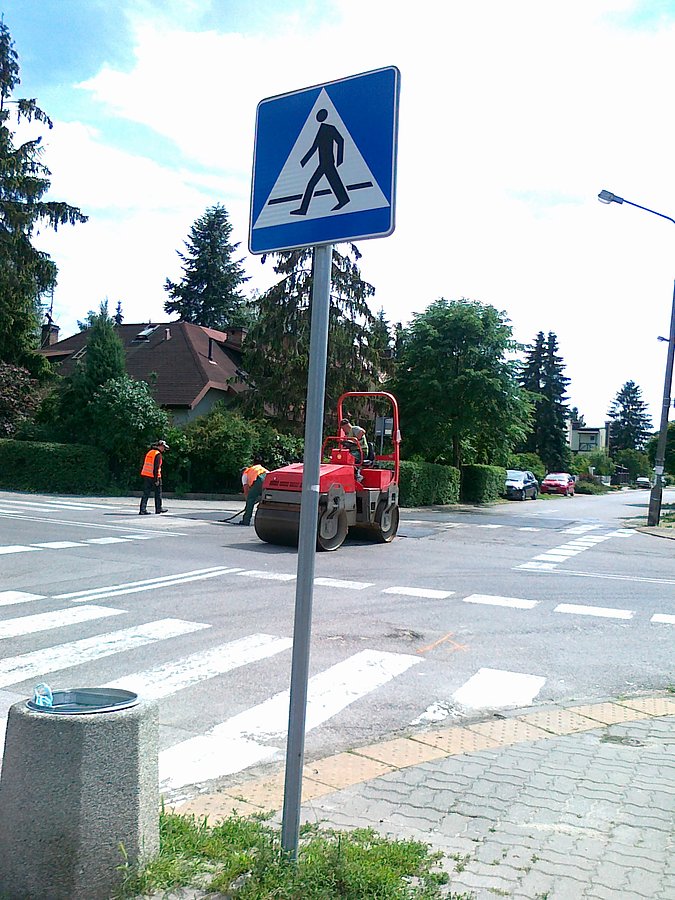 Pryzjdzie walec i wyrówna