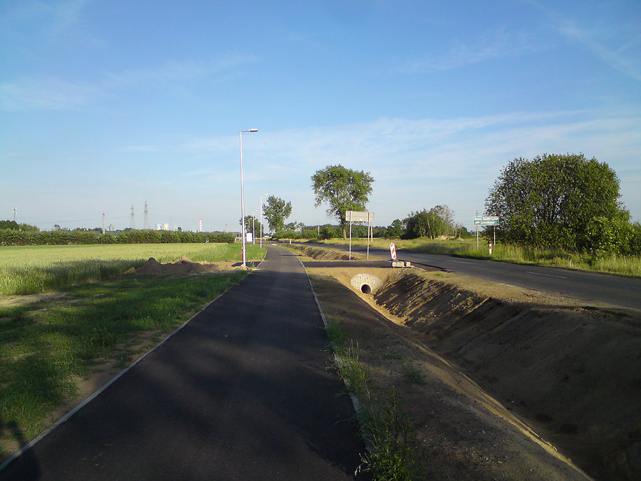 Ścieżka rowerowa St. Siołkowice - Chróścice gotowa !