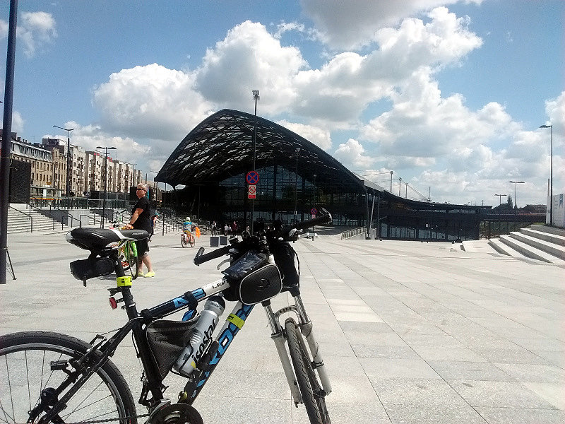Dworzec Łódź Fabryczna - Odjazdowy Bibliotekarz