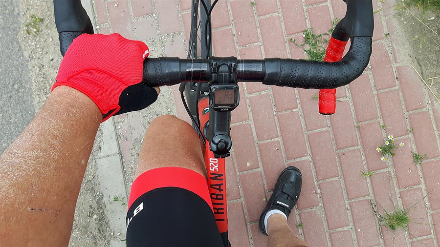 Jurek bez kurki, w nowych spodenkach i rękawiczkach