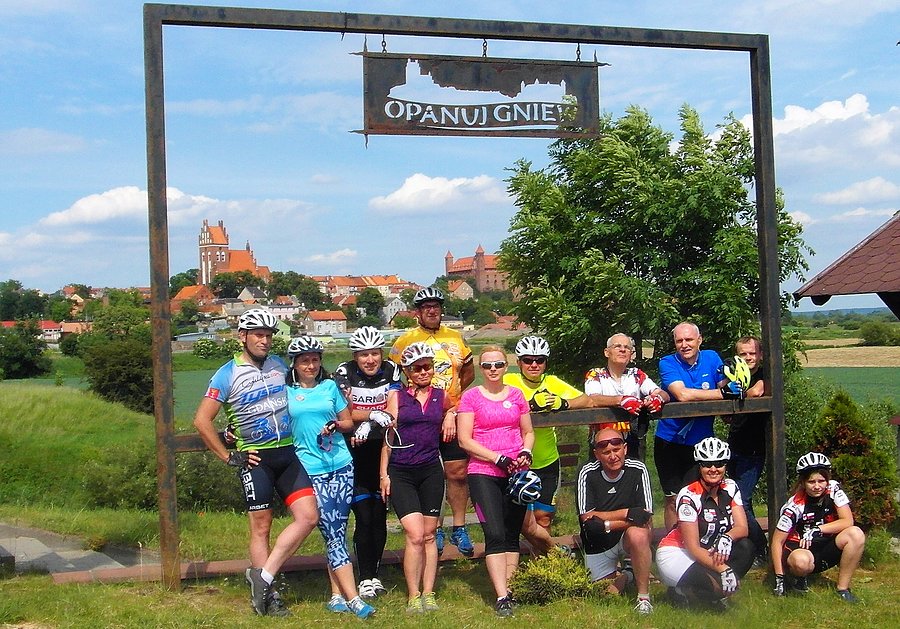 Postój w Gniewie - 1 Tczewski Rajd na" Piątkę"