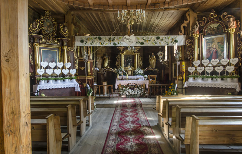Wewnątrz Kościoła św. Idziego