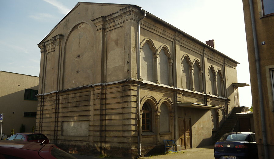 Budynek dawnej synagogi w Sierakowie