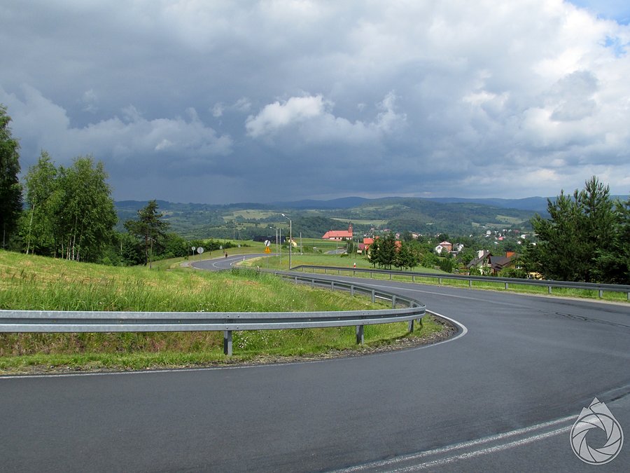 Podjazd nad Czaszyn w słoneczku