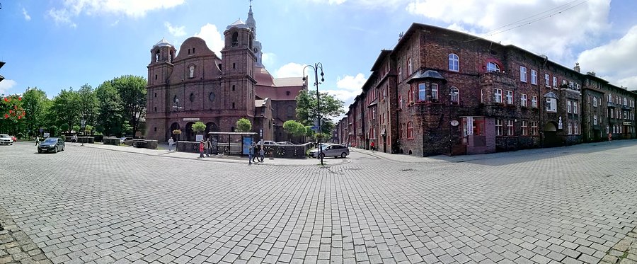Nikiszowiec w porze "mszowej"