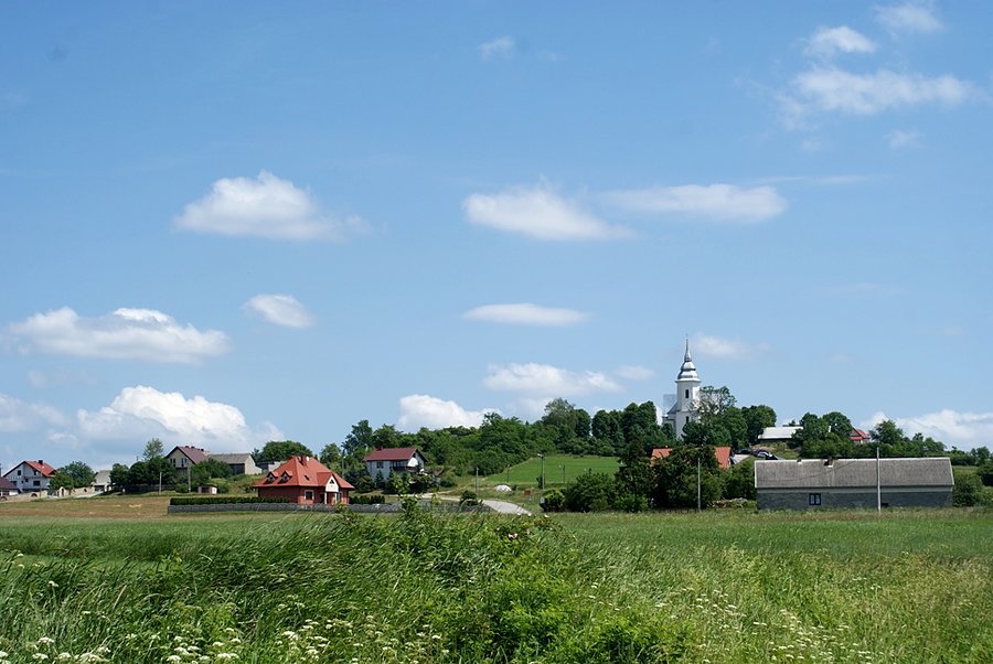 Kościół św. Marii Magdaleny i św. Mikołaja - Chełmce - Green Velo - świętokrzyskie