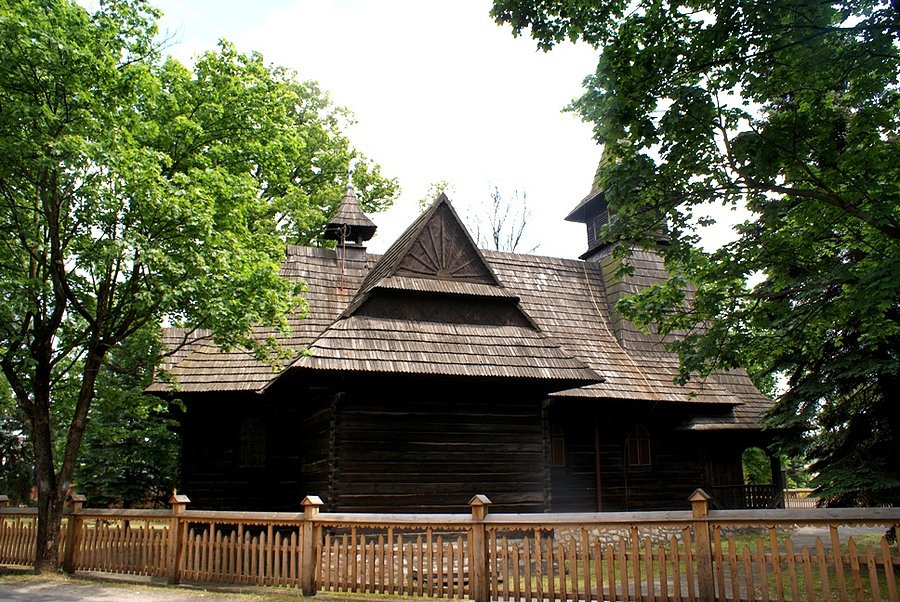 Drewniany kościółek - Kielce - Białogon