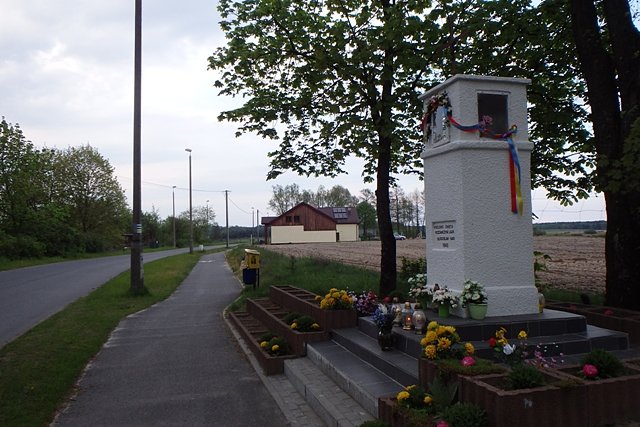 Ścieżka rowerowa w Chrośnej