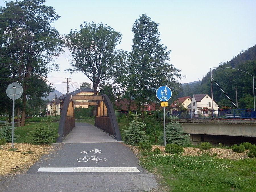 Dolna Łomna