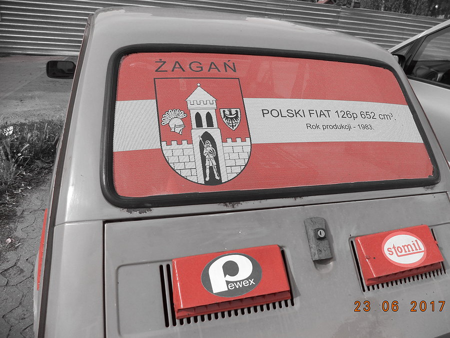 1983 - prawie mój rówieśnik. I w podobnej kondycji. ;)
