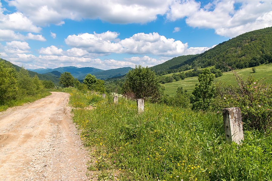 Już prawie kolejna przełęcz za nami (około 900m)