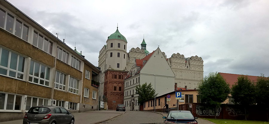 Fragment Zamku Piastowskiego widok od strony ulicy Grodzkiej