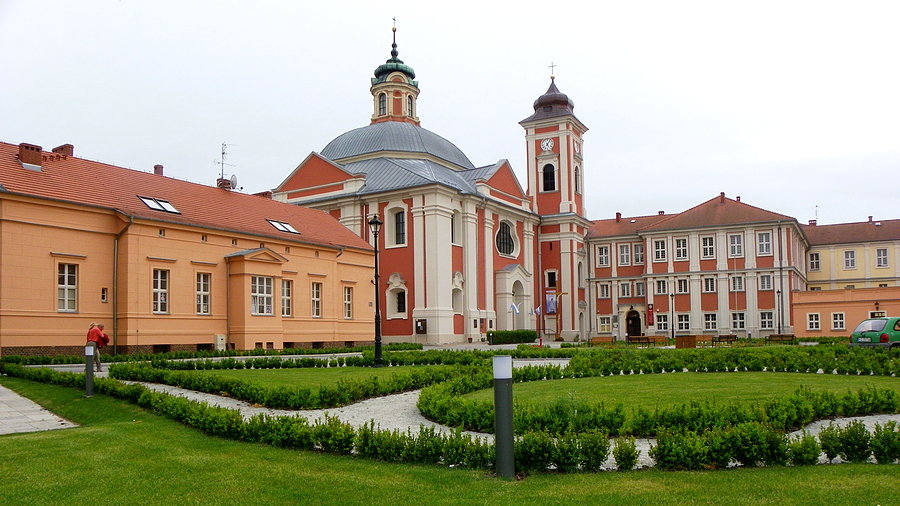 Klasztor i zabudowania pocysterskie w Owińskach