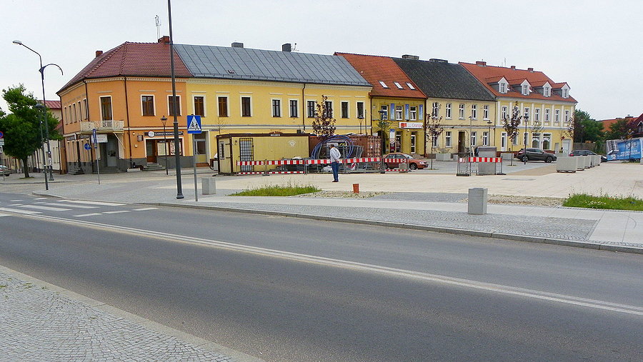 Murowana Goślina - rynek