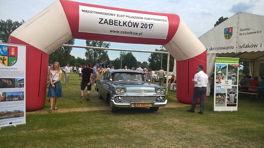 Zlot zabytkowych pojazdów w Zabełkowie