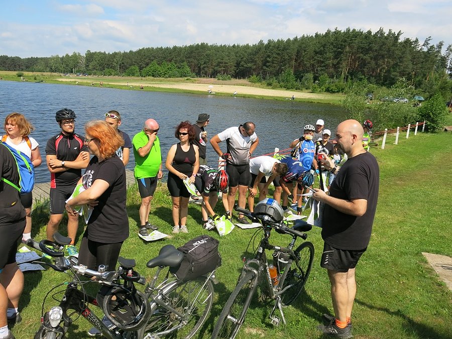 Rozdanie map, lądują one pod nasze nogi