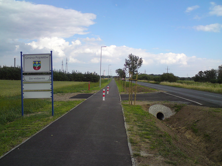 Przy wyjeździe z Siołkowic w kierunku Chróścic