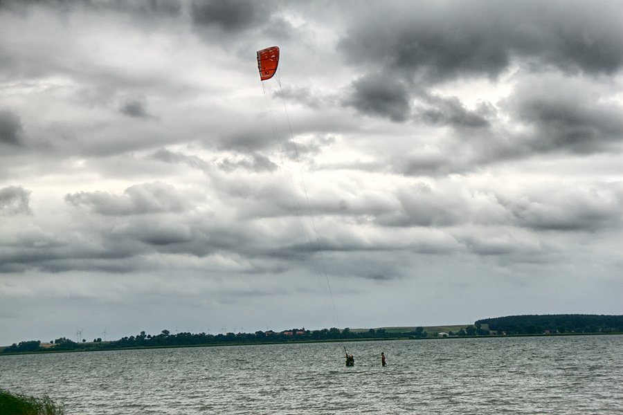 Kitsurferzy w akcji
