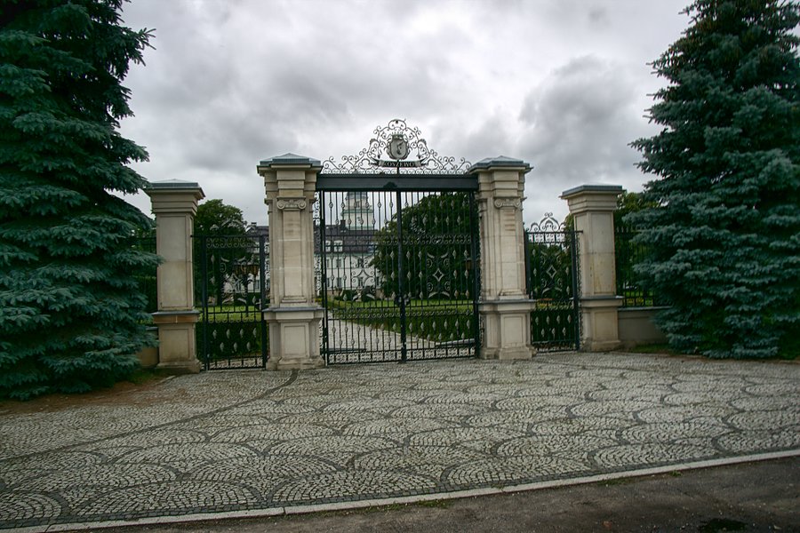 Brama pałacowa w Koszewie