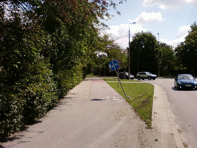 Przekrzywiony znak