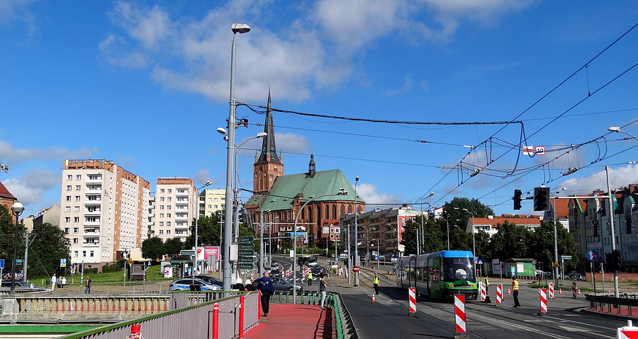 W oddali katedra pod wezwaniem Św. Jakuba