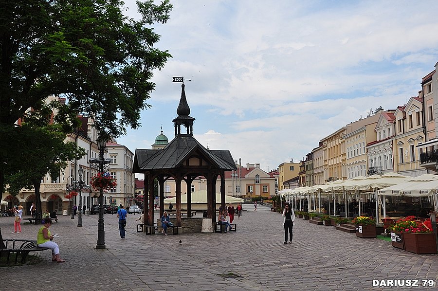 Rynek - Rzeszów (Studnia)