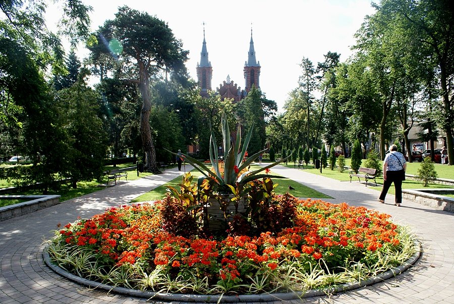 Kościół w Ciechocinku został wybudowany z cegły w latach 1877-1884