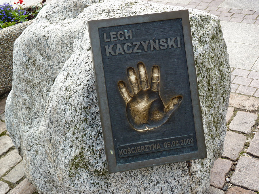 Aleja Prezydencka - Odcisk Kaczyńskiego
