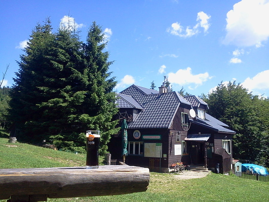 Schronisko na Ostrym