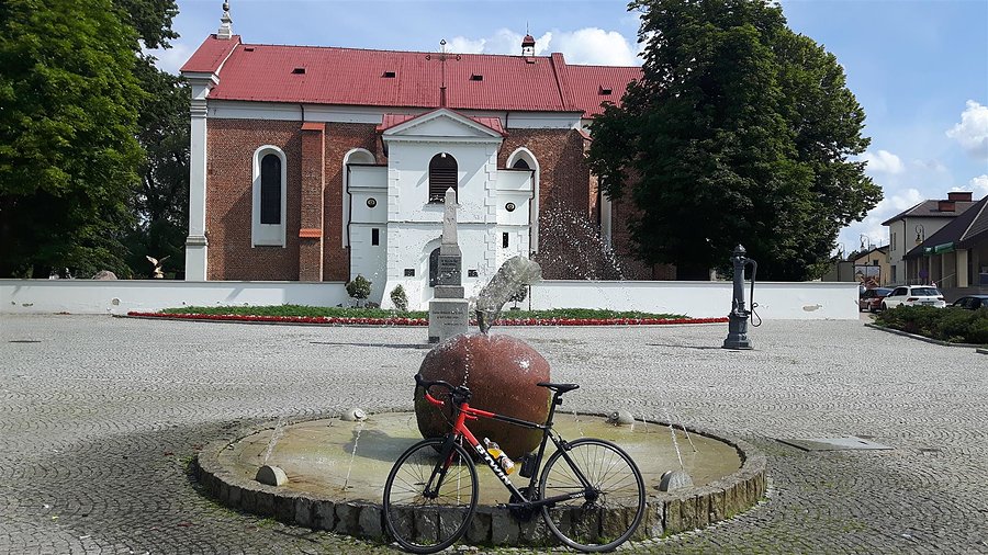 Jest fontanna! Tarczyn