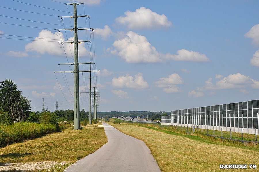 Biadoliny - Droga techniczna wzdłuż Autostrady A4