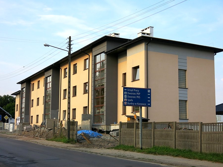 Nowy blok na Nowowiejskiej