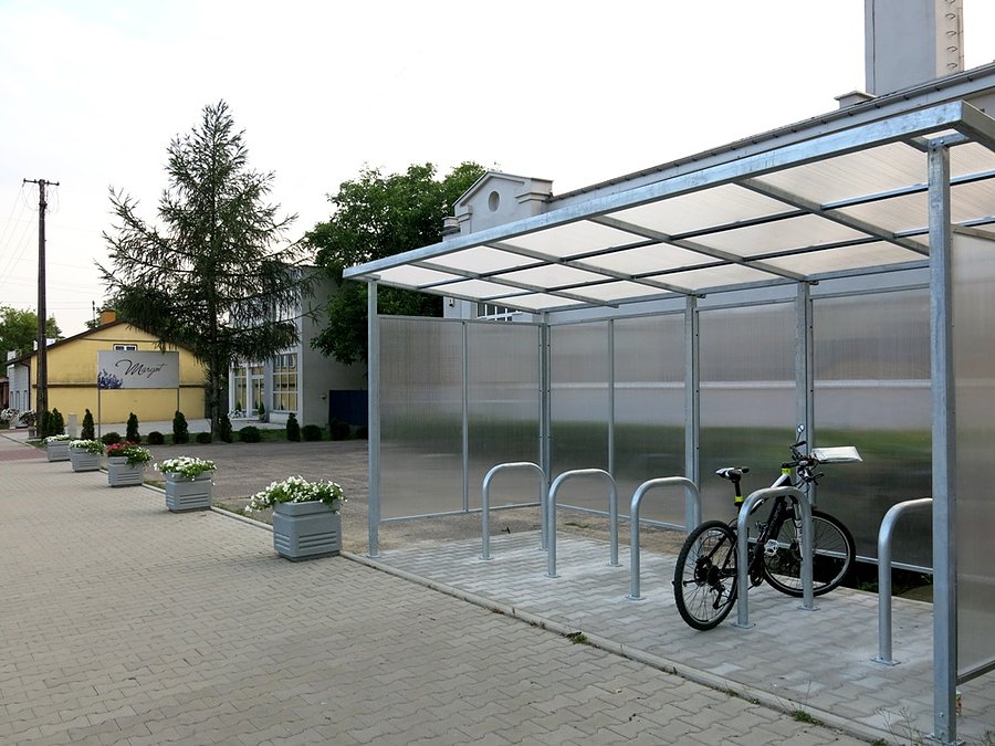 Nowe wiaty rowerowe